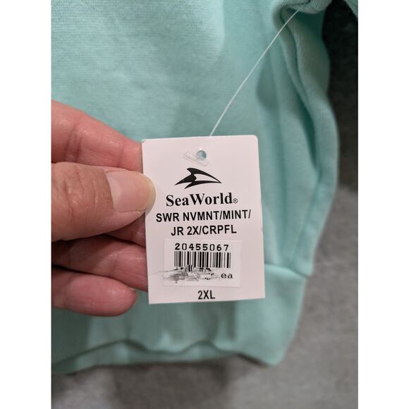 SeaWorld Rescue Crop Sweater JR Girls 2XL Mint Green 1/4 Zip Crop Cut Fleece New - Picture 4 of 10